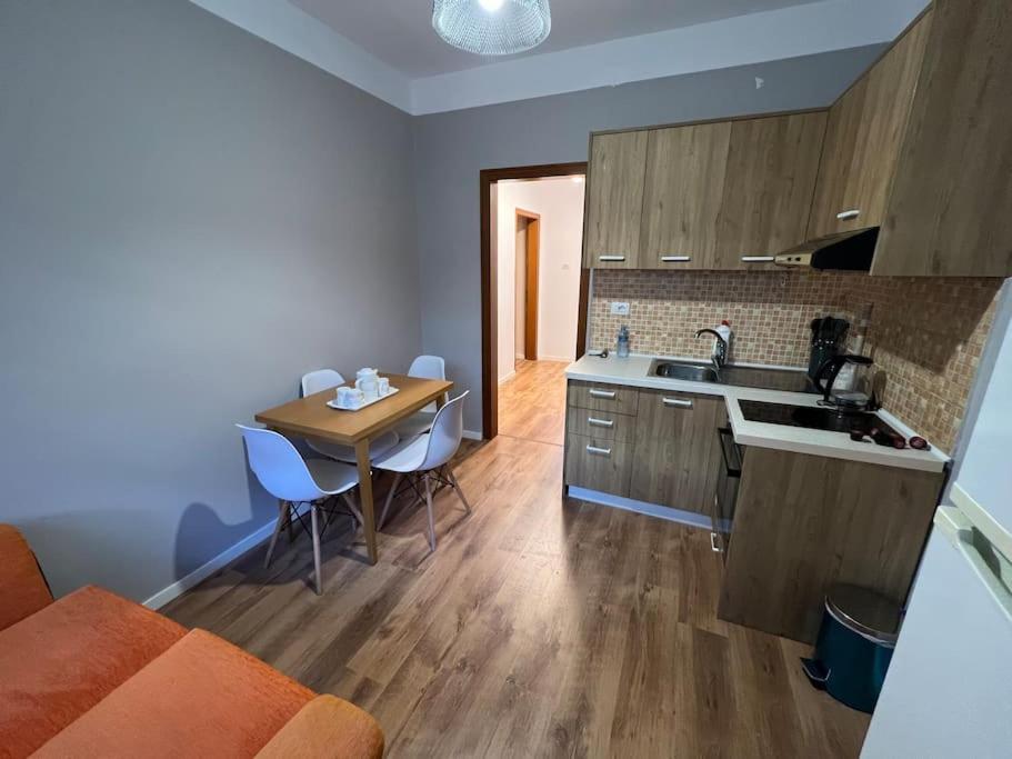 Deluxe W/ Self Check-in 24hr! Apartament *
